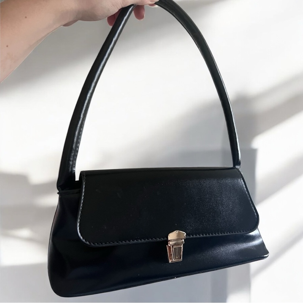 90s style Baguette Black Handbag